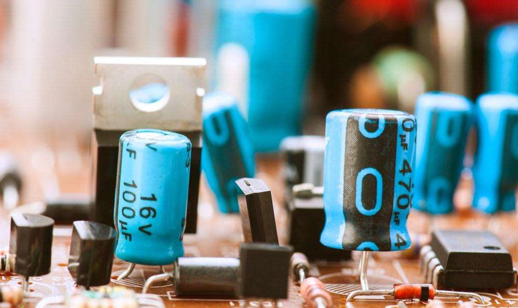 ����Ԫ����